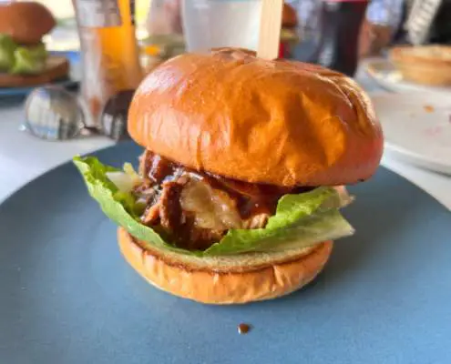 Burger at 2108 Cafe Palm Beach